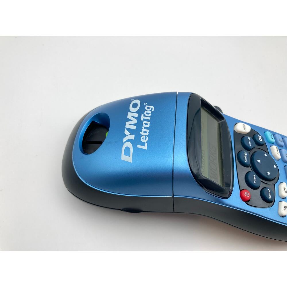 DYMO Letratag Hand-held Label Maker - Picture 5 of 9